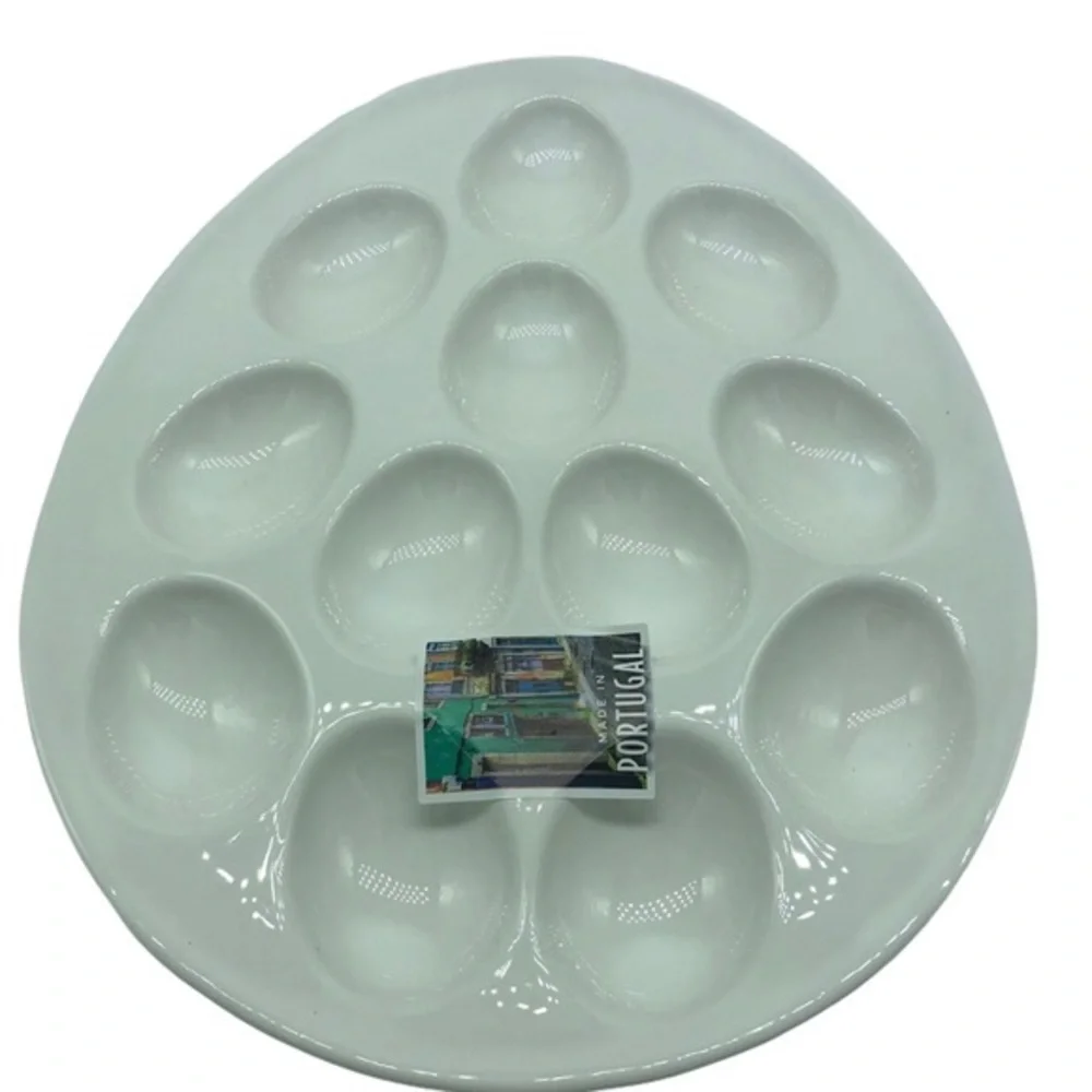 White Ceramic Egg Shaped Deviled‎ Egg Serving Platter Tray 12 Slot